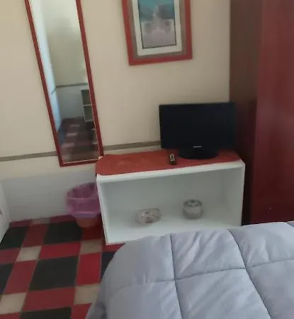 Casa Cristina Bed & Breakfast 3*