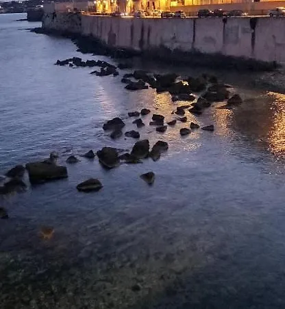 Casa Cristina فندق مبيت وإفطار سيراكوزا